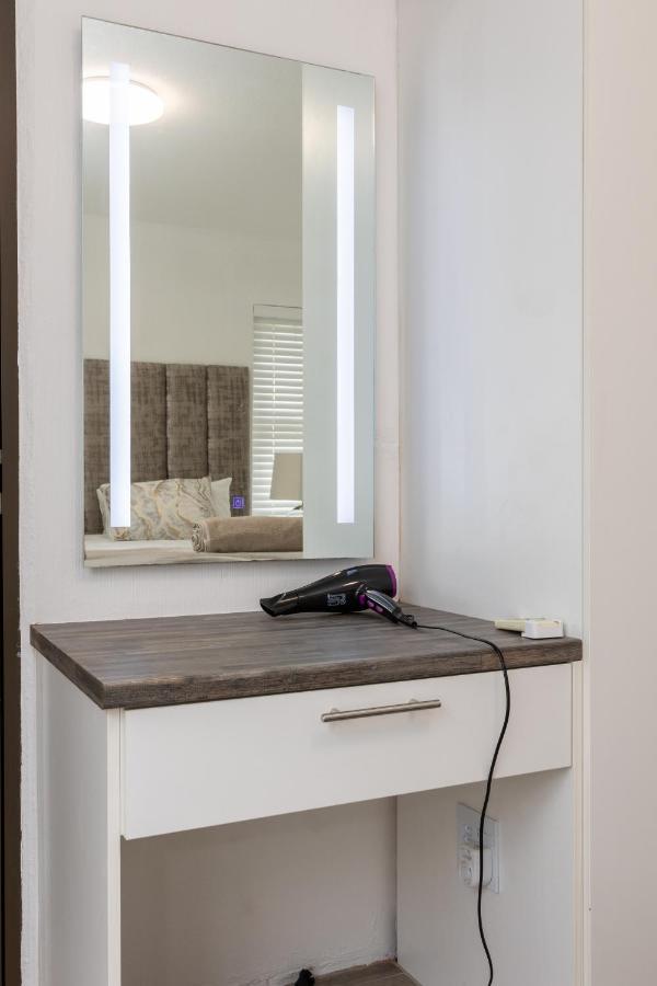 67 The Shades - Luxury Apartment In Umhlanga - Airconditioning Throughout And Inverter Дърбан Екстериор снимка